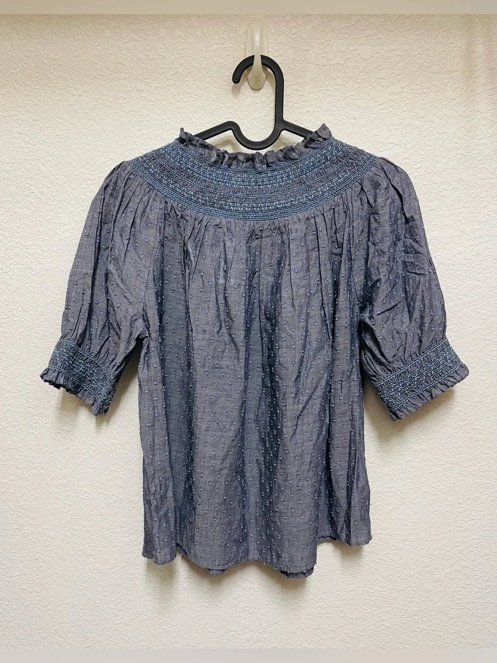 LOFT Smocked on-off Shoulder Swiss Dot Texture Blouse Cottagecore Size XS